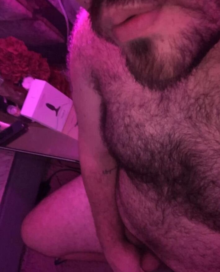 XXX Porn Photo of Nude big_bearrr 46