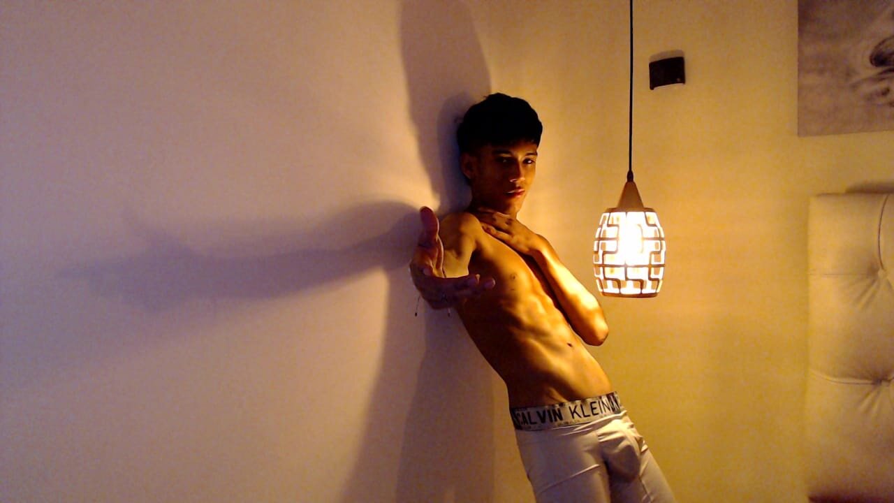 XXX Porn Photo of Nude Alan_Cute18 6