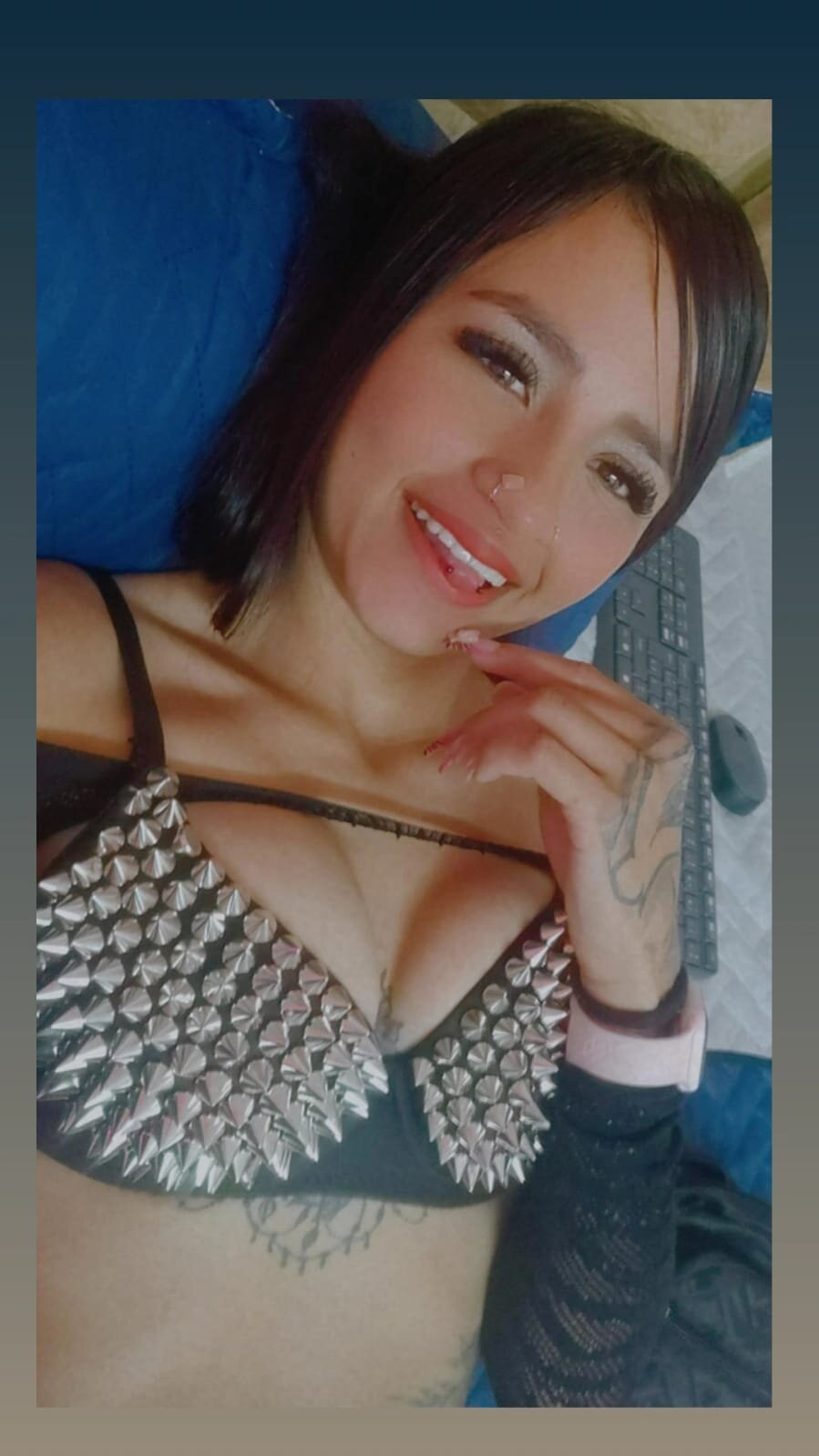 XXX Porn Photo of Nude Lauraa_pink12 8