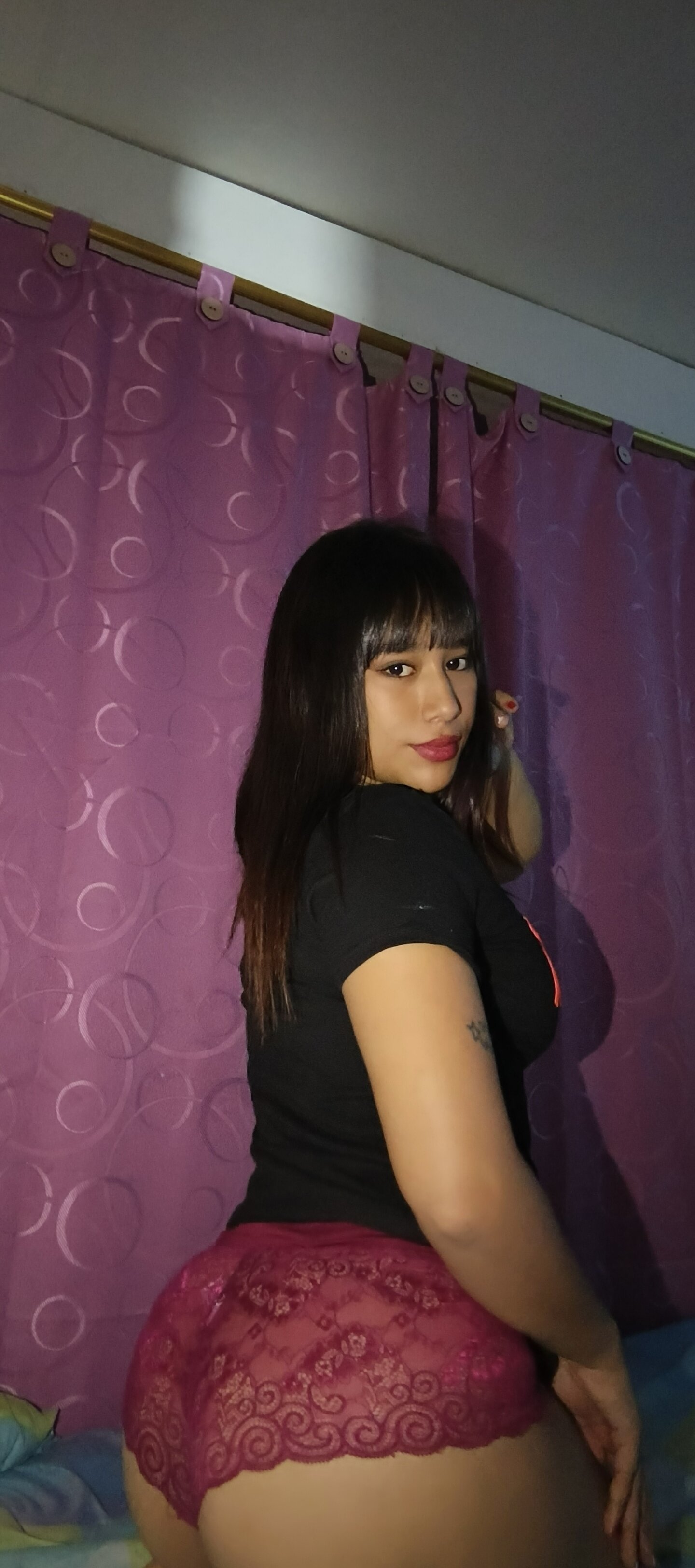 XXX Porn Photo of Nude Alizz_moon 2