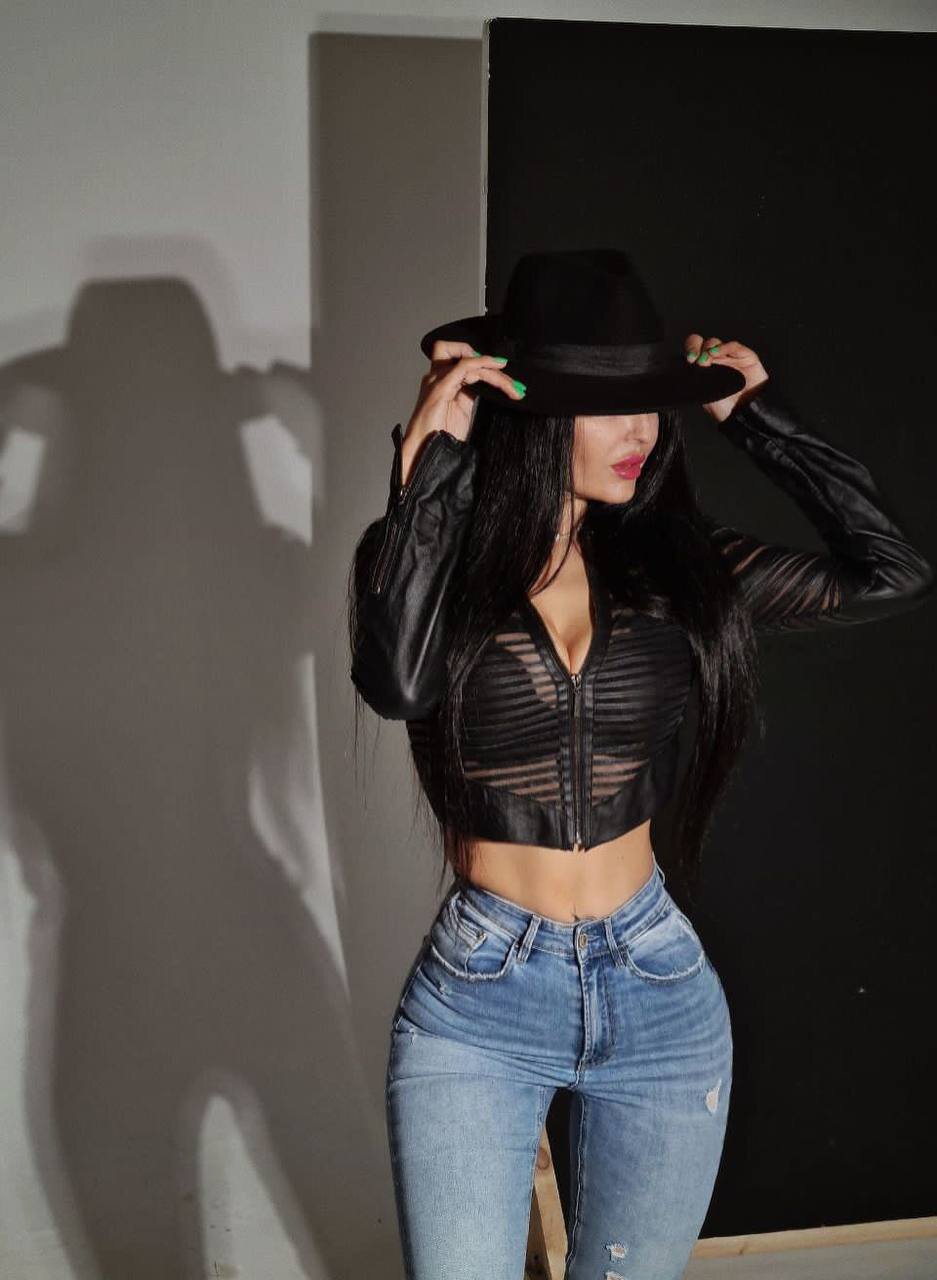 XXX Porn Photo of Nude Roxy_Sterling 4