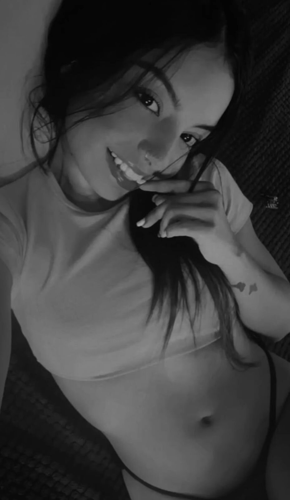 XXX Porn Photo of Nude allyson_petite 3