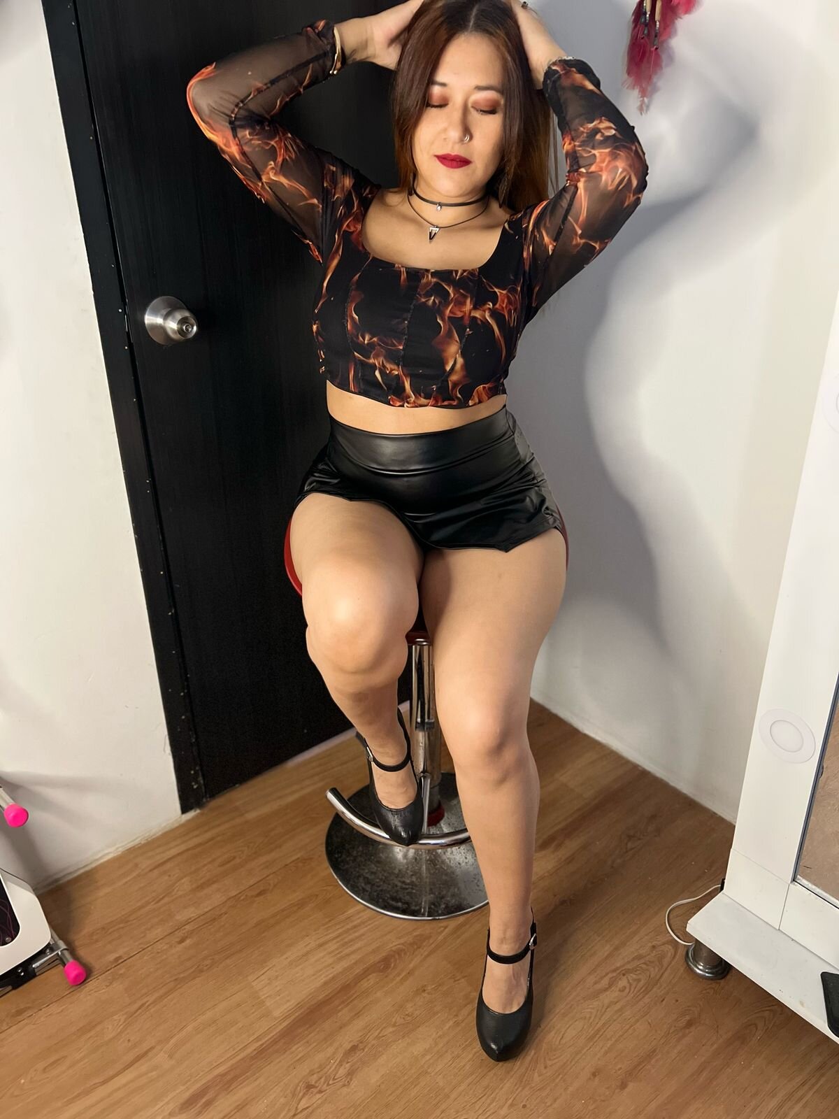 XXX Porn Photo of Nude Aron_and_Queen_Annie 8