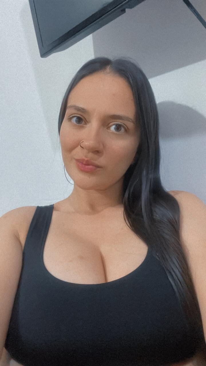 XXX Porn Photo of Nude AmberrMoore_ 4