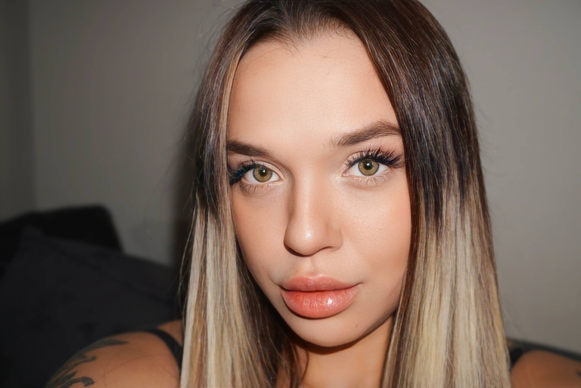 XXX Porn Photo of Nude dasha_dakota 2