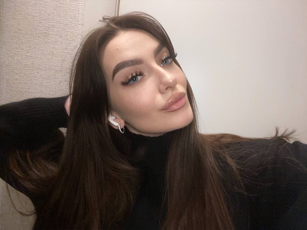 XXX Porn Photo of Nude Emily_Tylerr 7