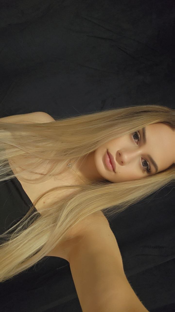 XXX Porn Photo of Nude LilithBabe 4