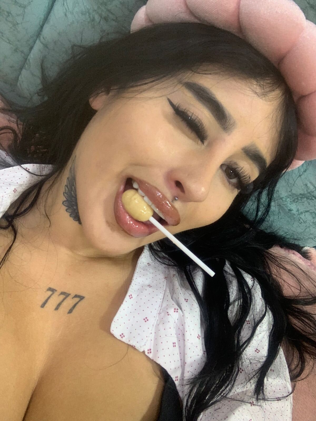 XXX Porn Photo of Nude Girl_milk7 8