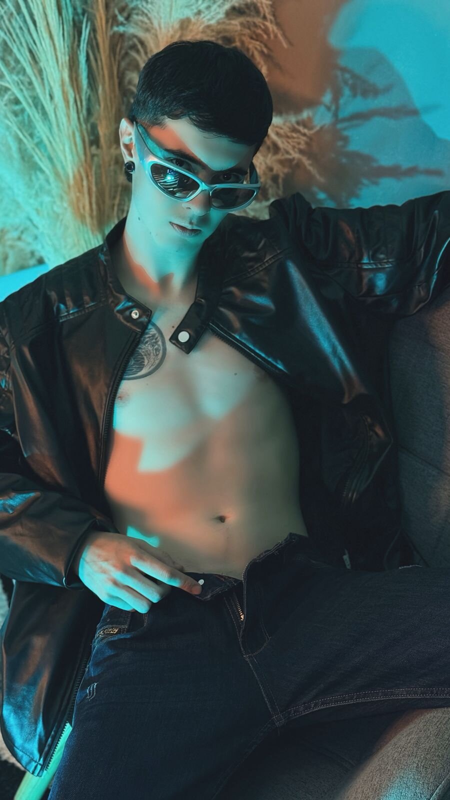 XXX Porn Photo of Nude Lio_____ 5