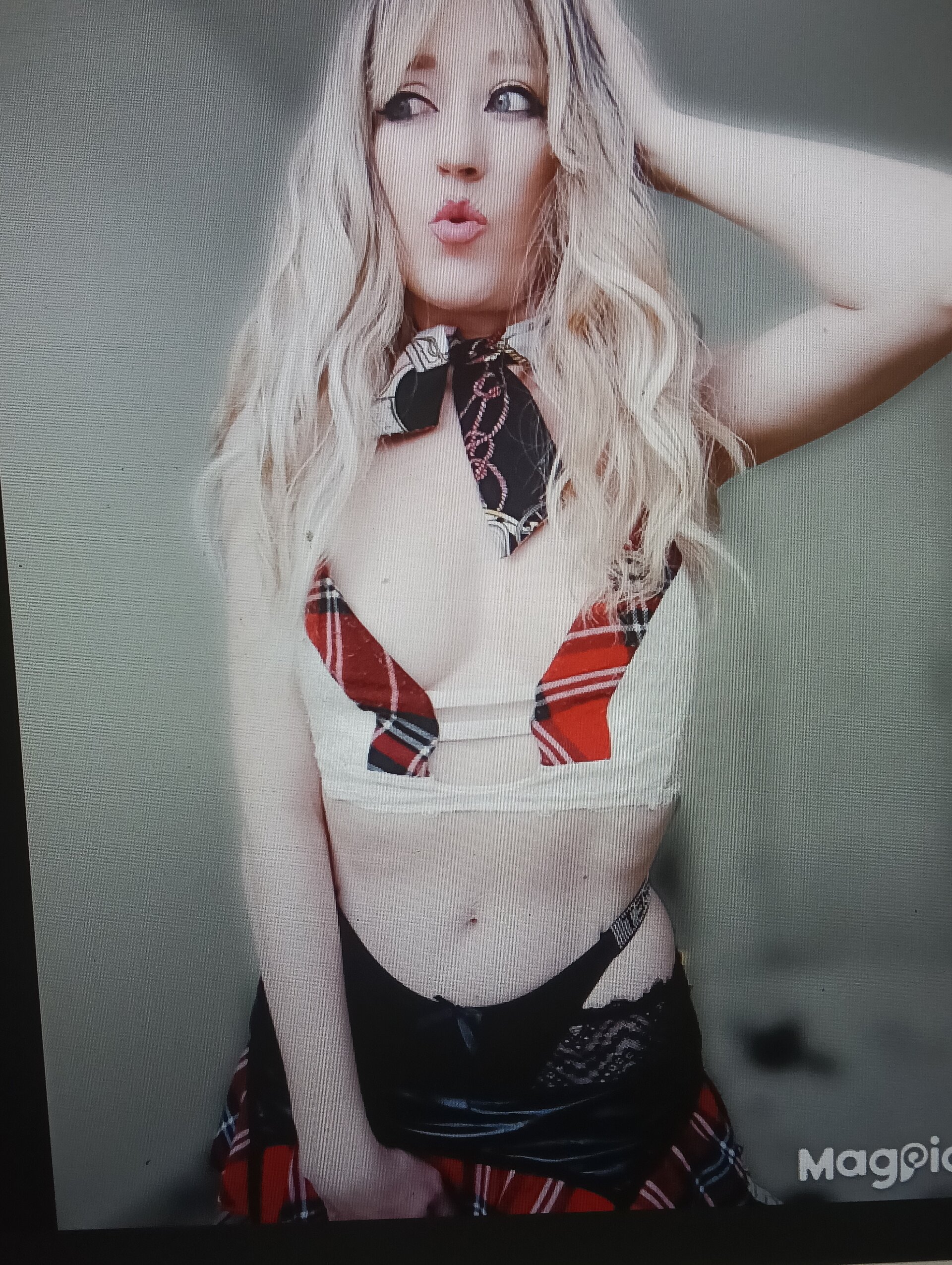 XXX Porn Photo of Nude DeeA_Blondy 2