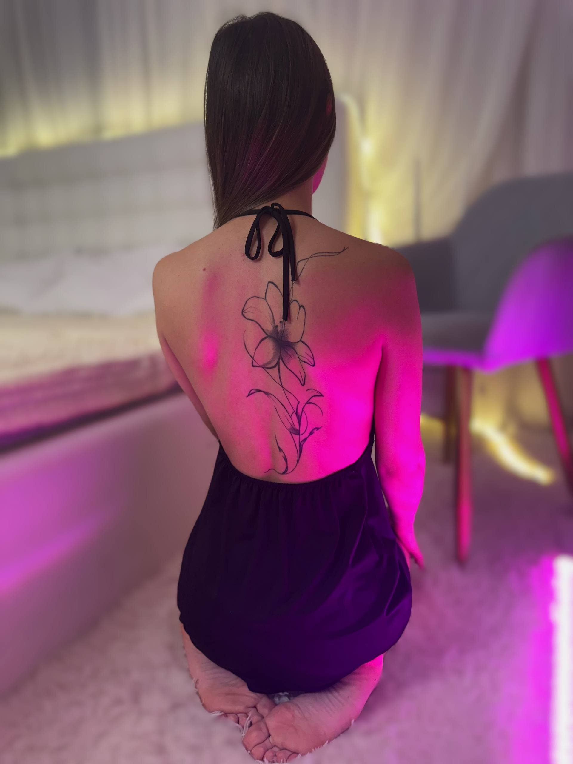 XXX Porn Photo of Nude AlikaWon 2