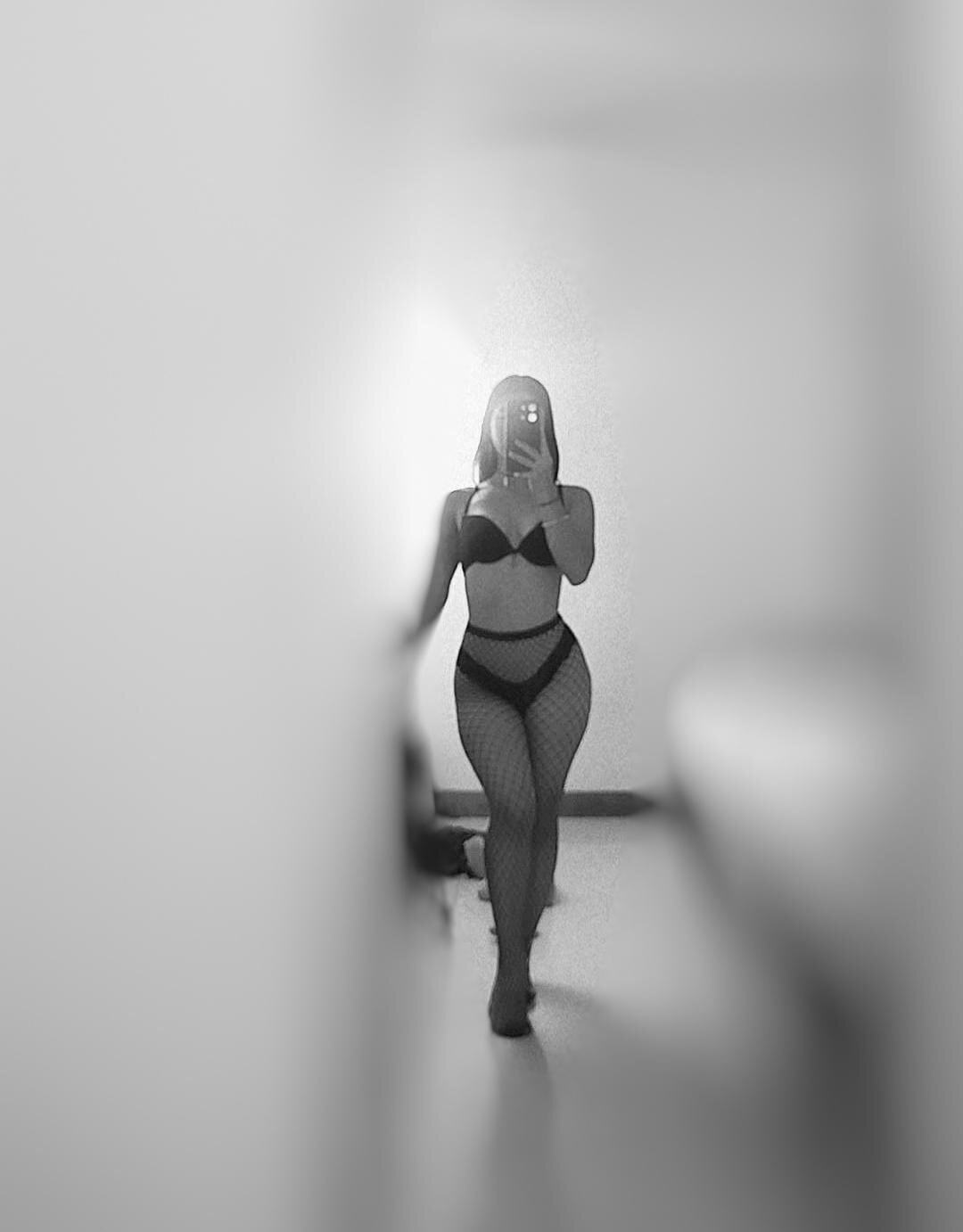 XXX Porn Photo of Nude Tanaz_xX 4