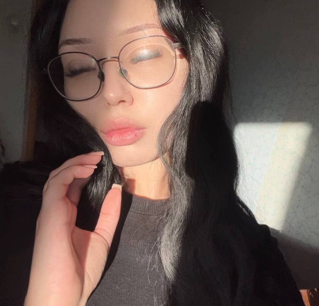 XXX Porn Photo of Nude KateGlowee 3