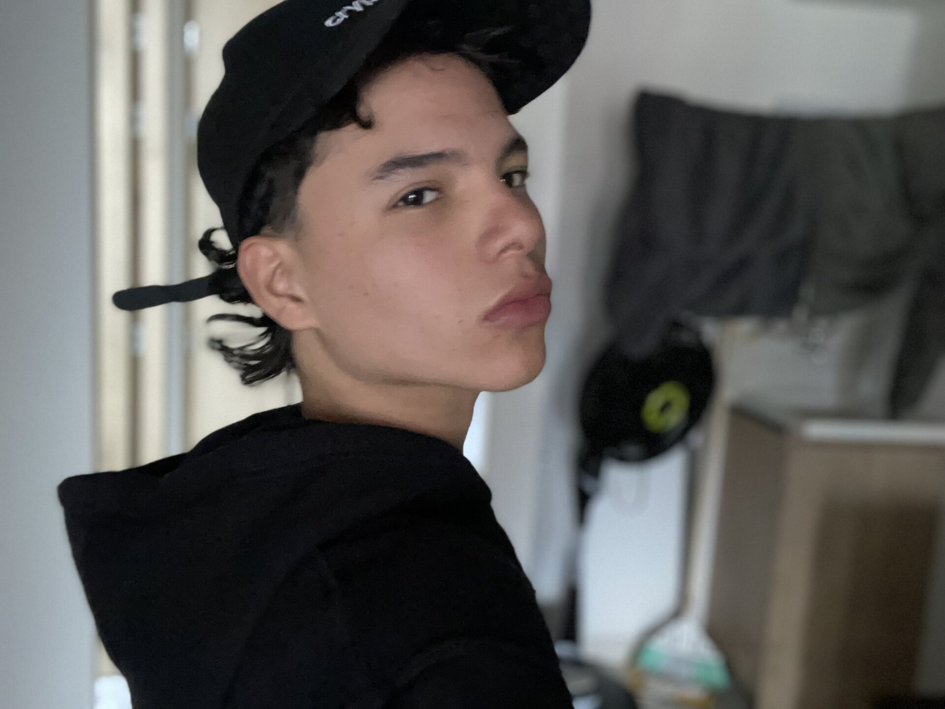 XXX Porn Photo of Nude camillo_virgil 2