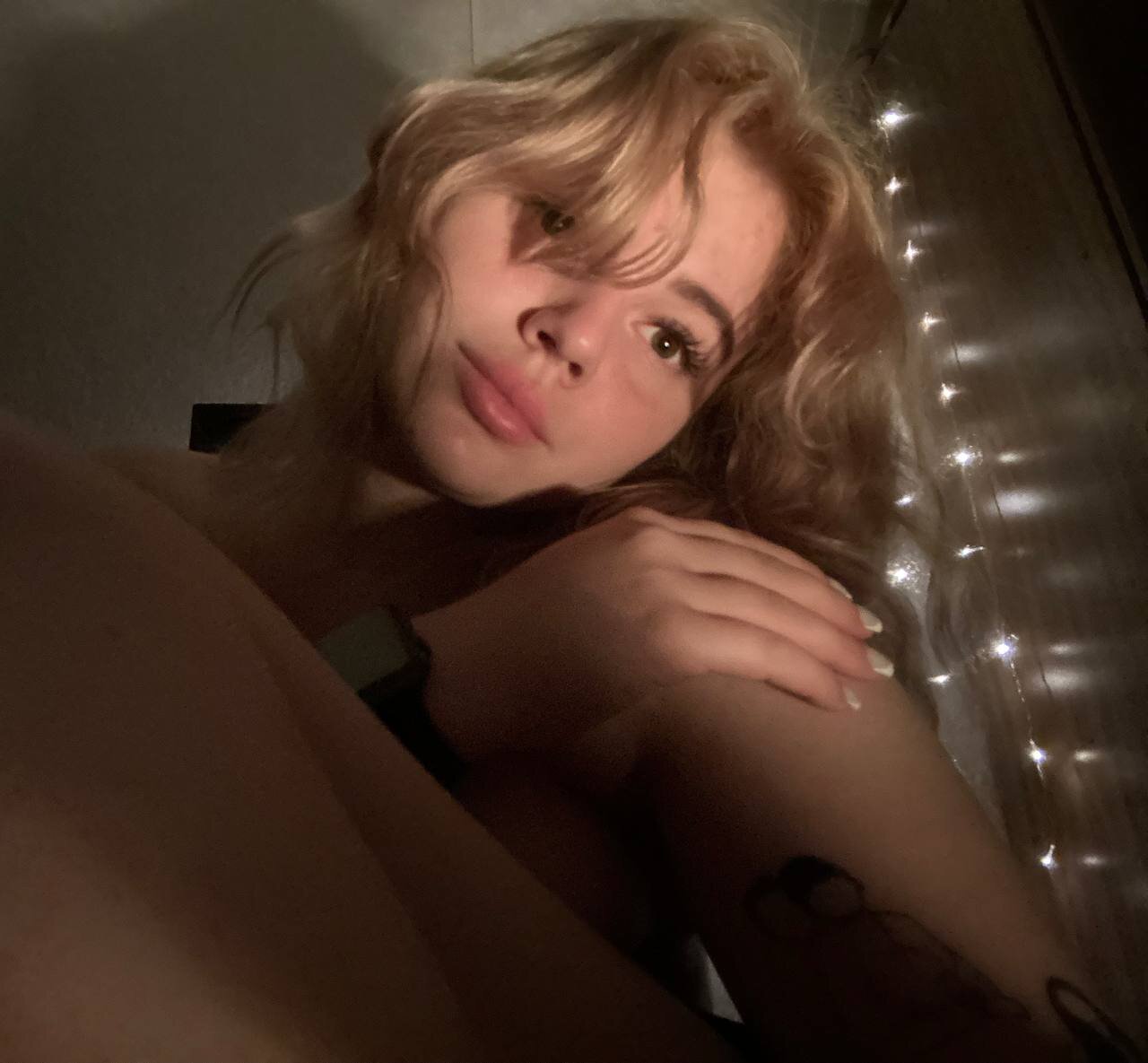 XXX Porn Photo of Nude sunshinyflash 1