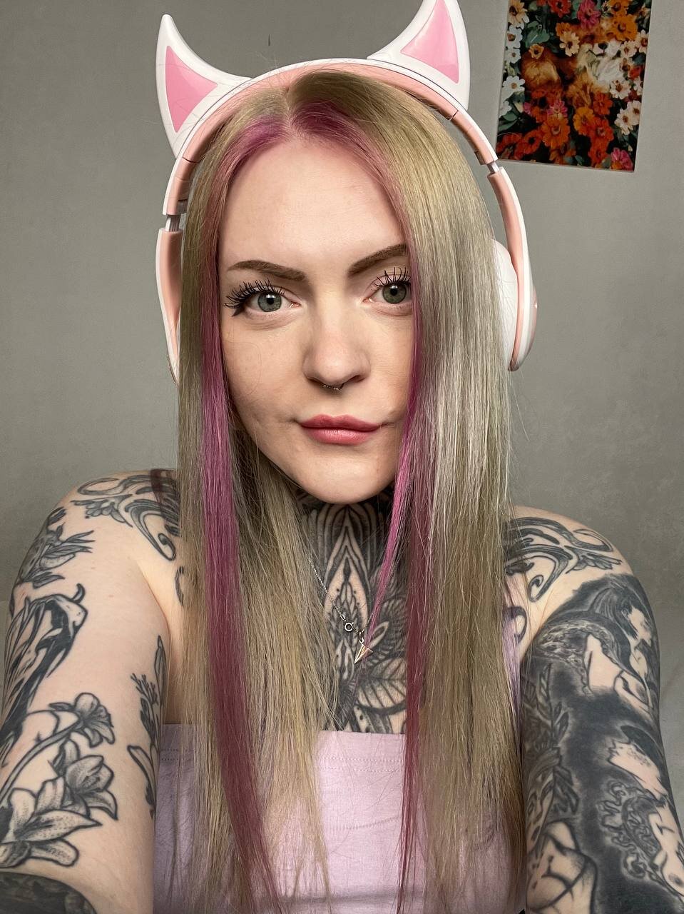 XXX Porn Photo of Nude Viktoriaraccoon 8