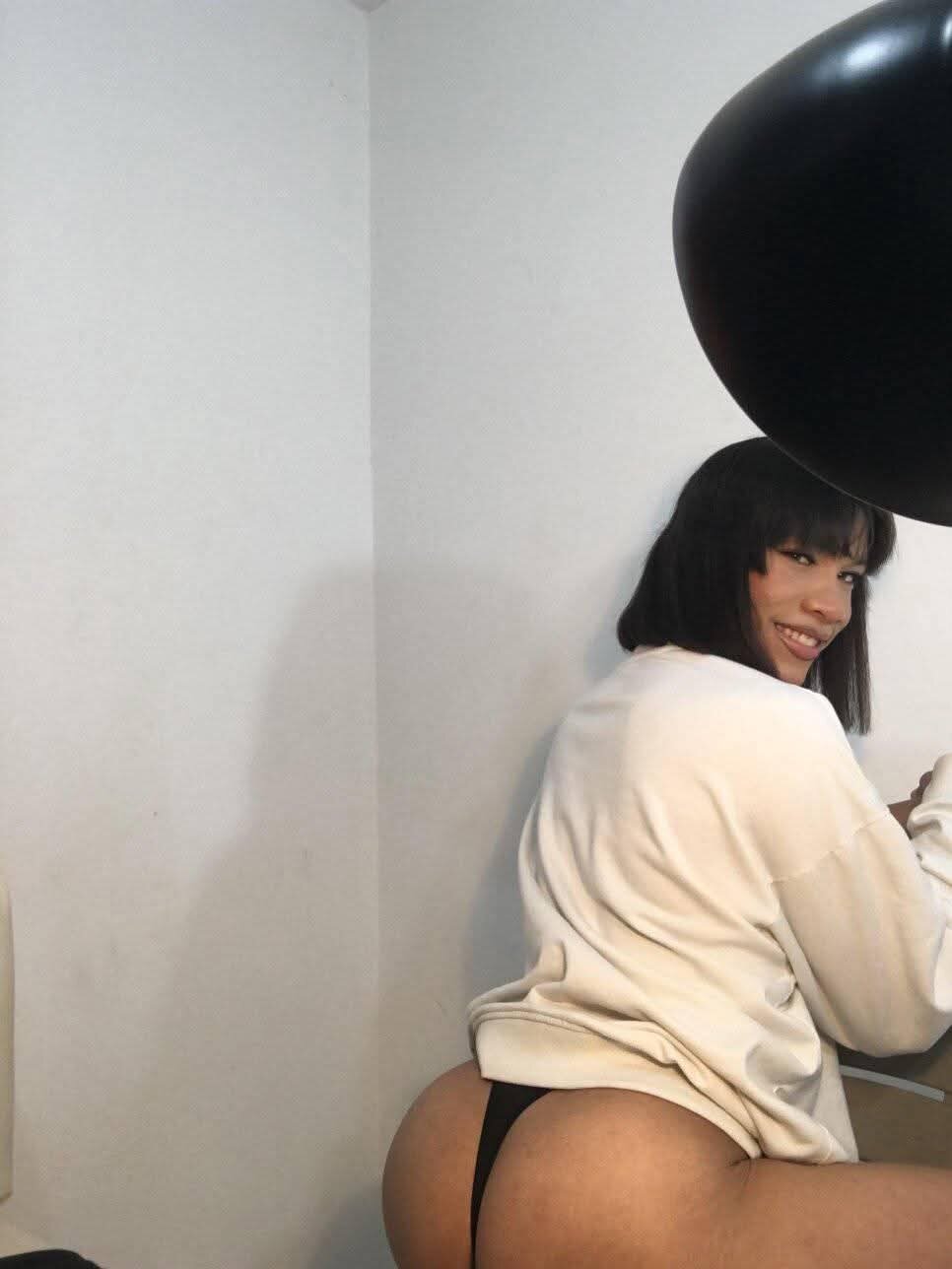 XXX Porn Photo of Nude Daphnne_XXX 3