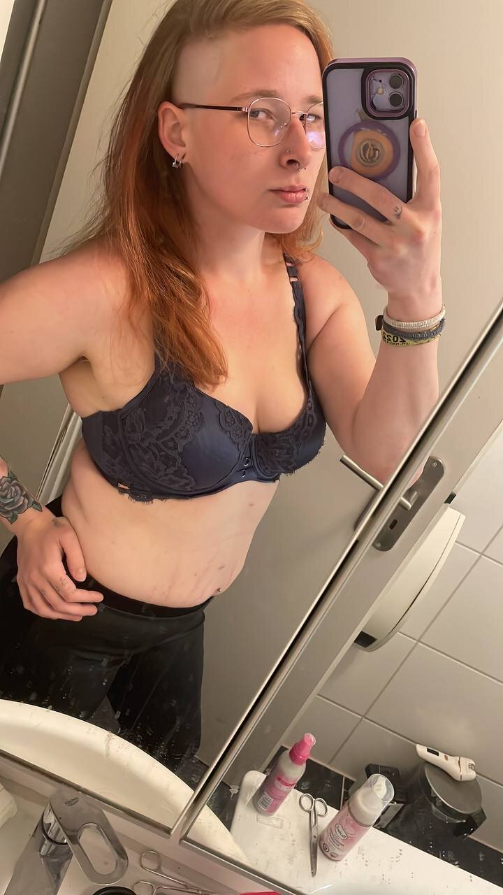 XXX Porn Photo of Nude PurpleHazexx 3