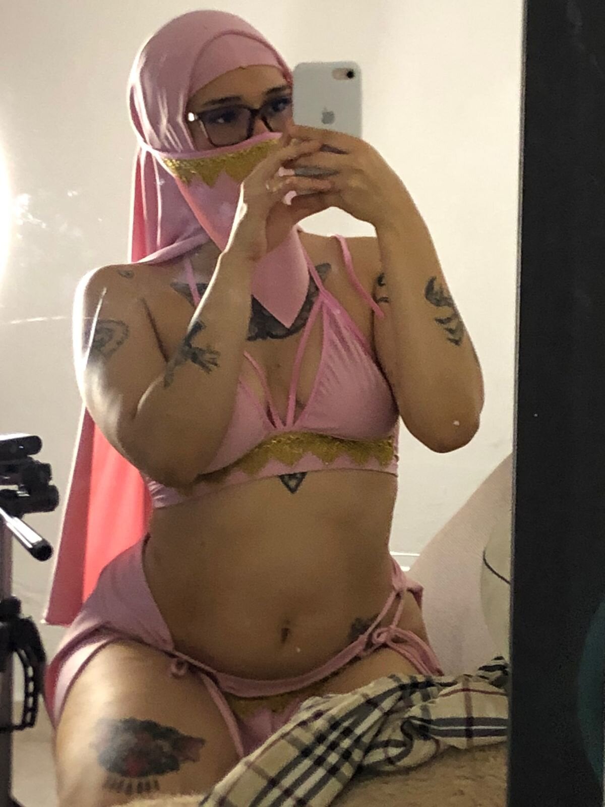 XXX Porn Photo of Nude Darele_ 17
