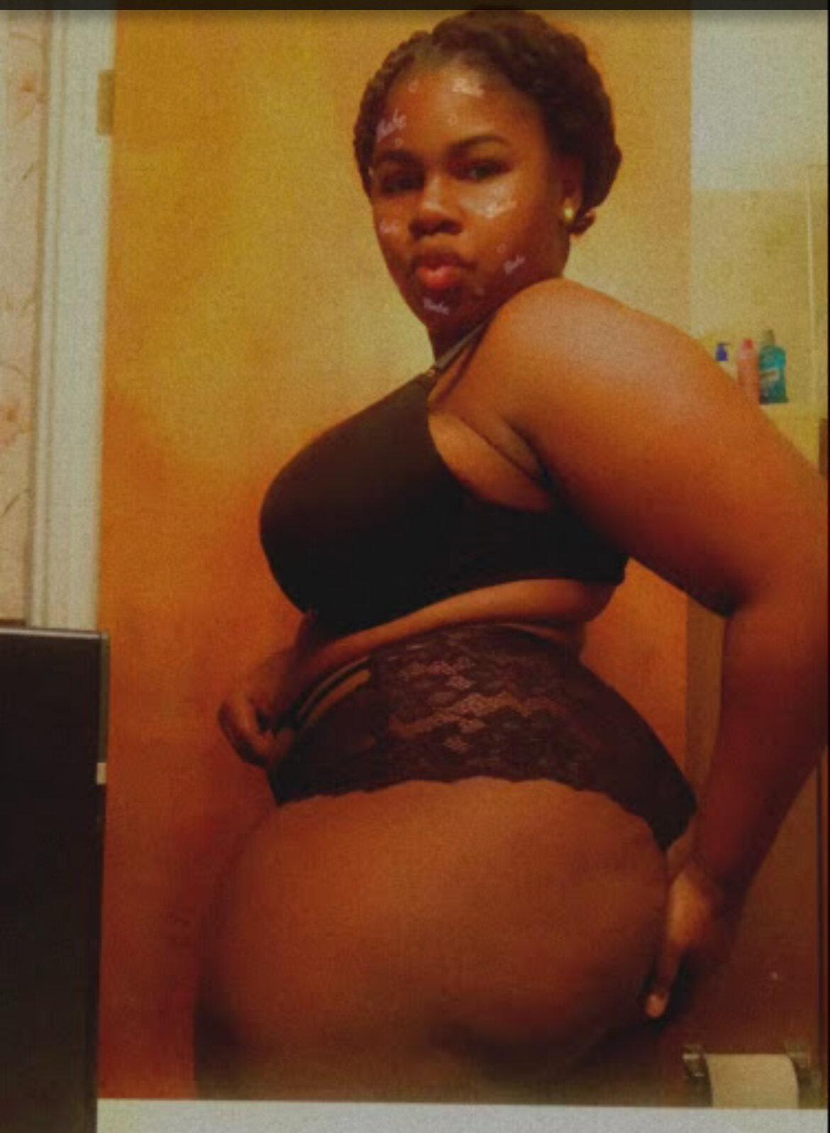 XXX Porn Photo of Nude Tier_baby 1
