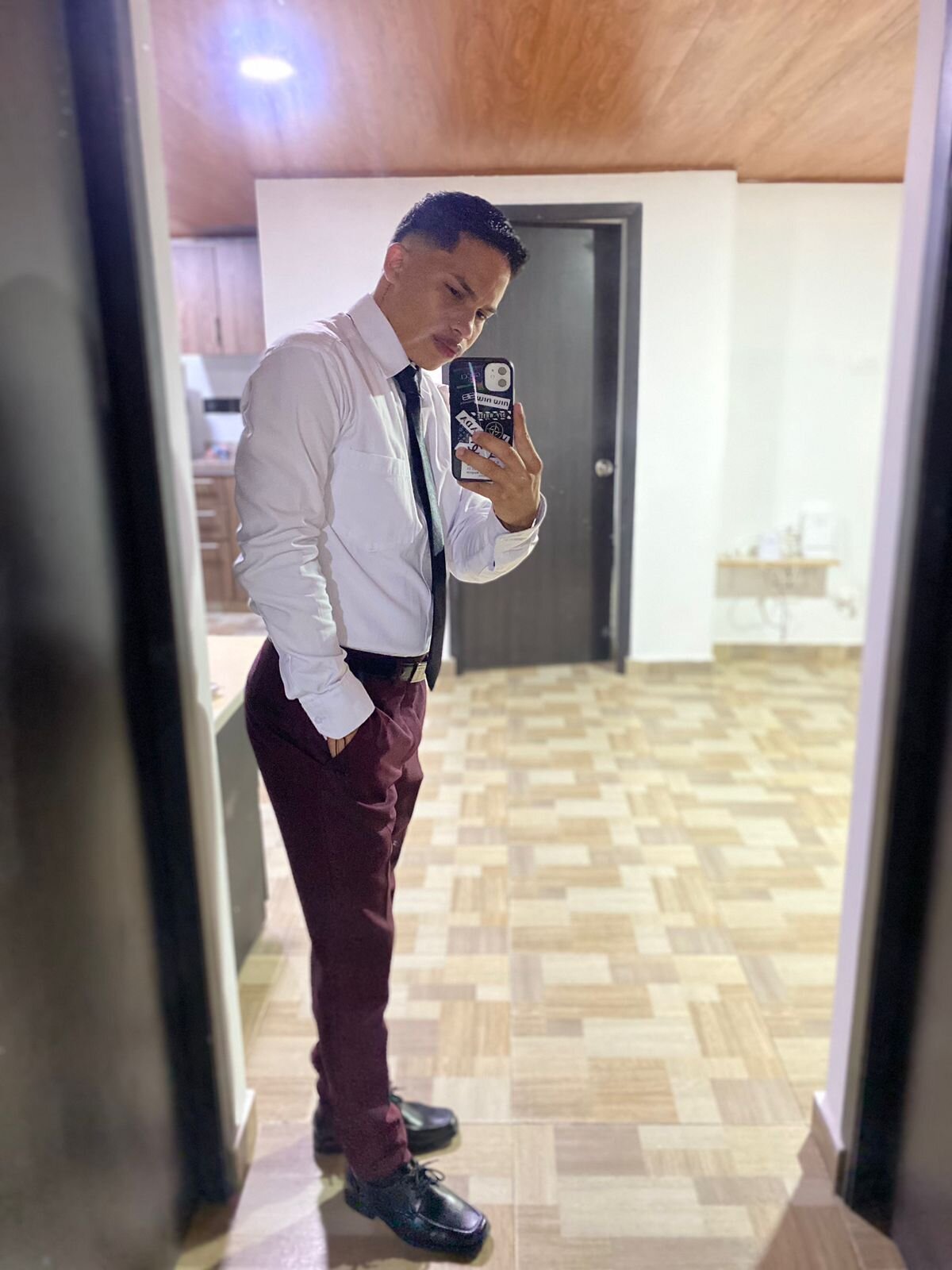 XXX Porn Photo of Nude BayronSantana 5