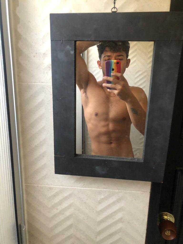 XXX Porn Photo of Nude Kylian_Alessandro 4