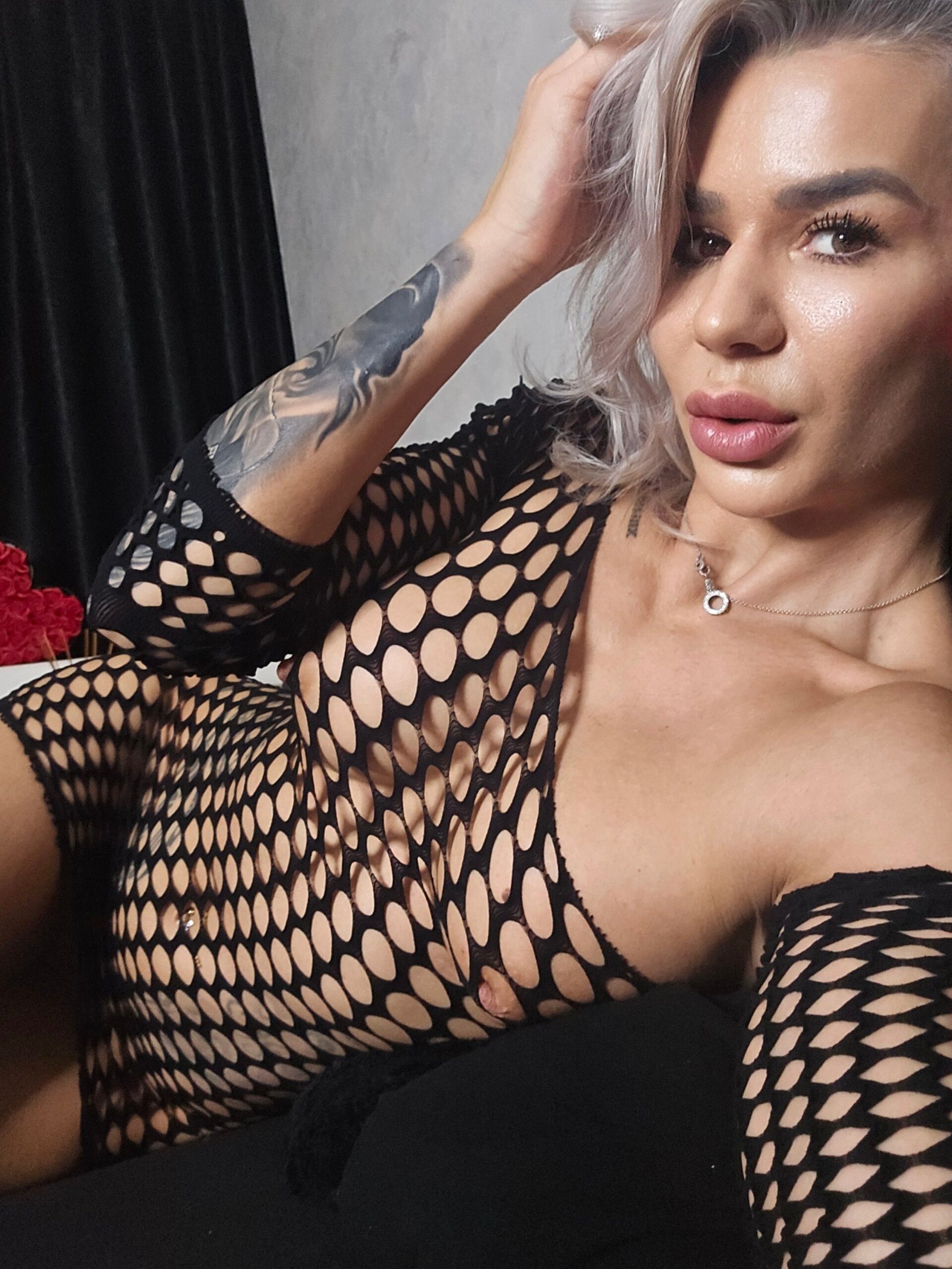 XXX Porn Photo of Nude SquirtyFit_Devil 2