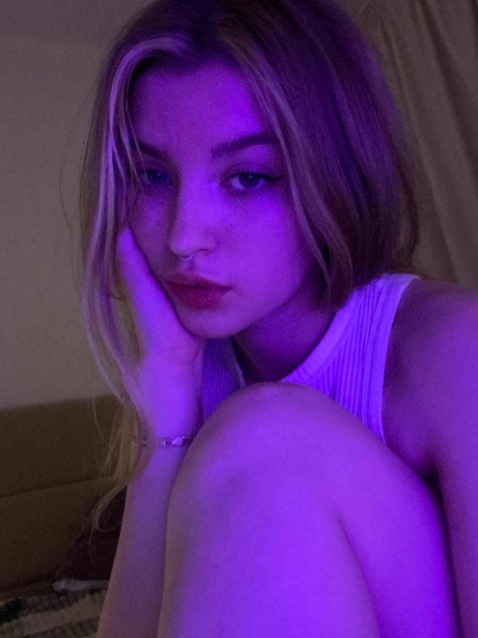 XXX Porn Photo of Nude temperaturka 1