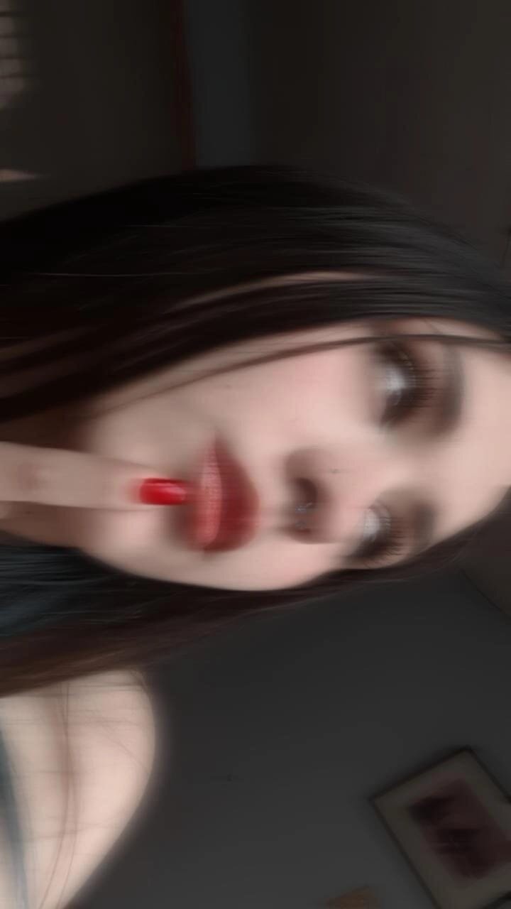 XXX Porn Photo of Nude Katalyra_tay 2