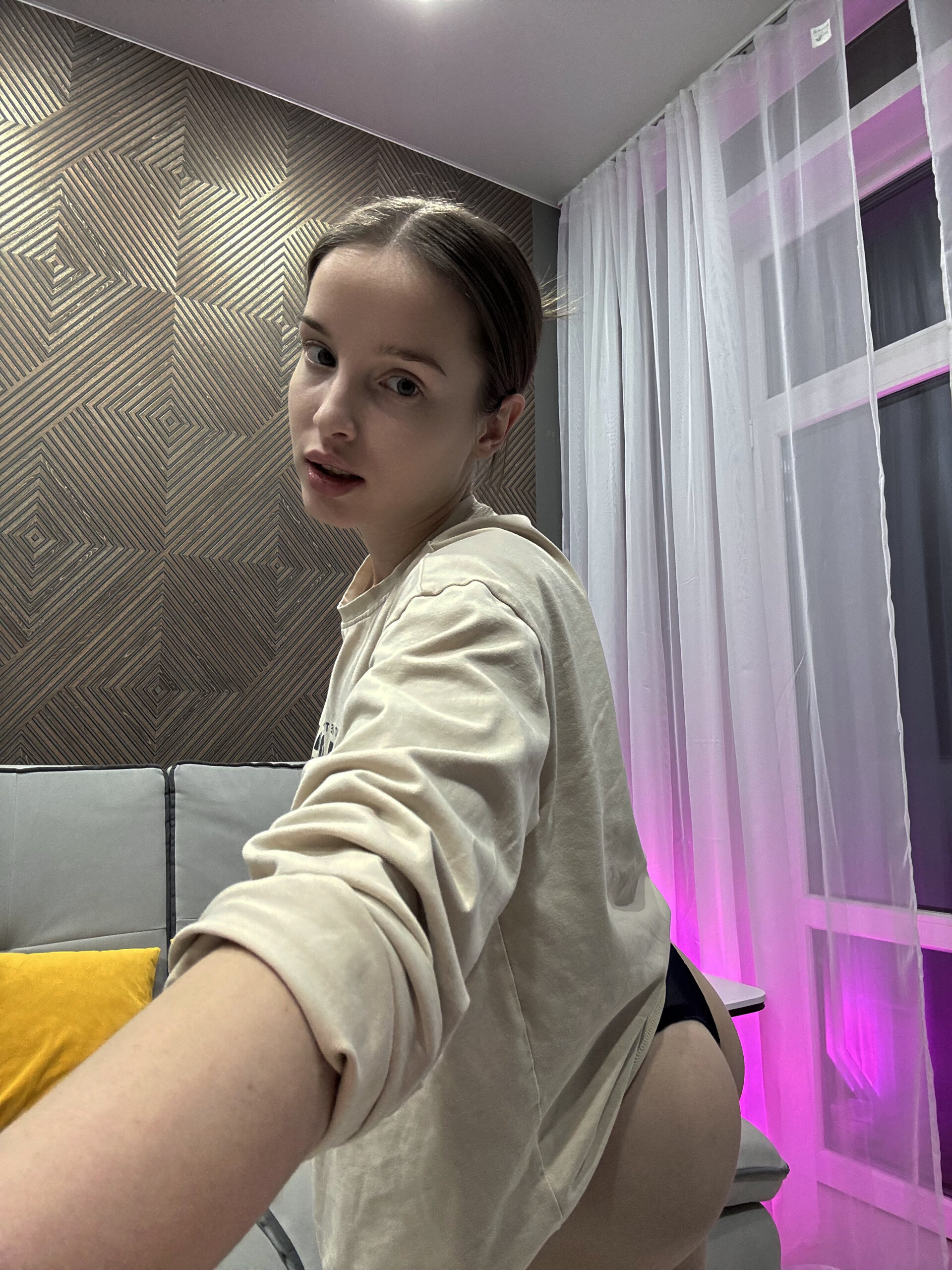 XXX Porn Photo of Nude AvelineSage 2