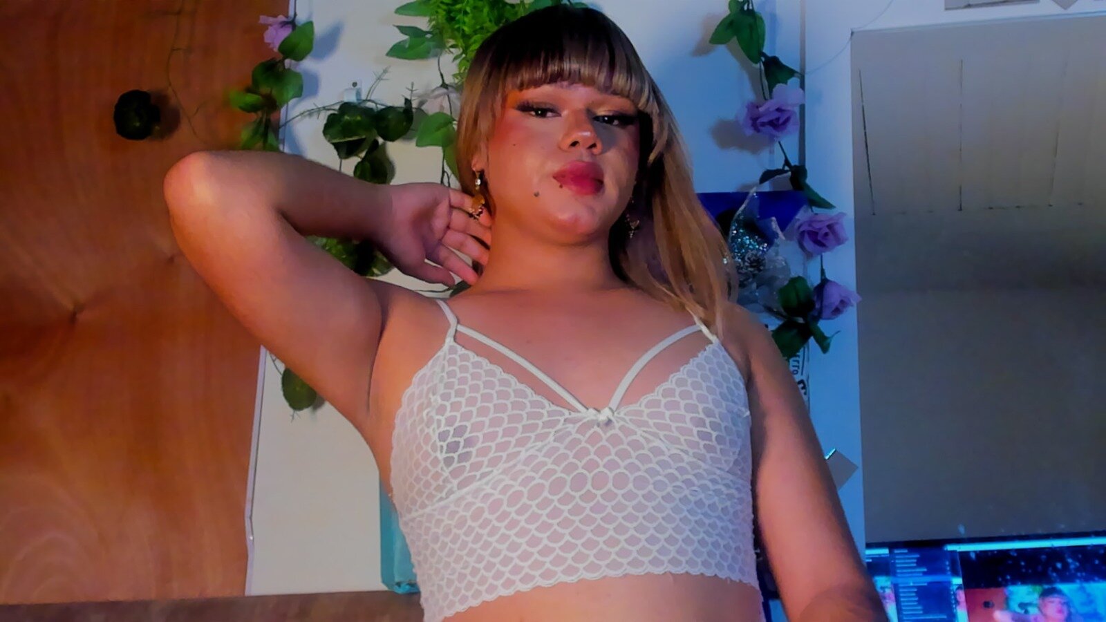 XXX Porn Photo of Nude Tiffany_deluxe 261