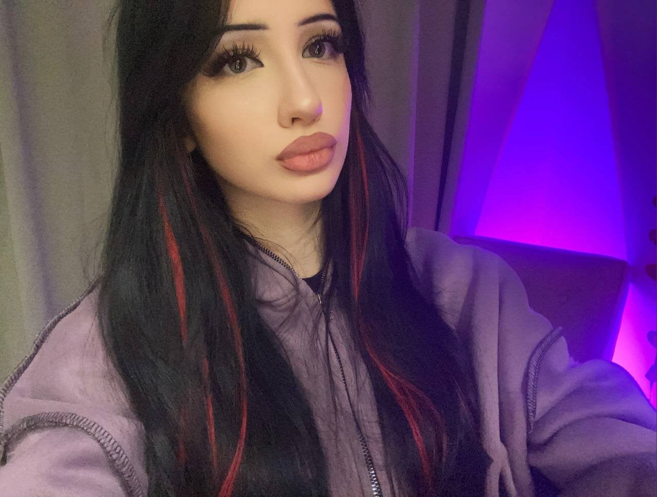 XXX Porn Photo of Nude TracySlayQueen 1