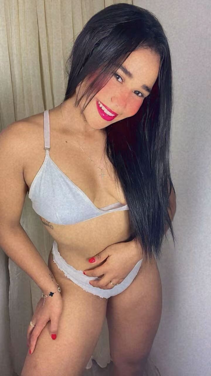 XXX Porn Photo of Nude ArianaClarkson 1