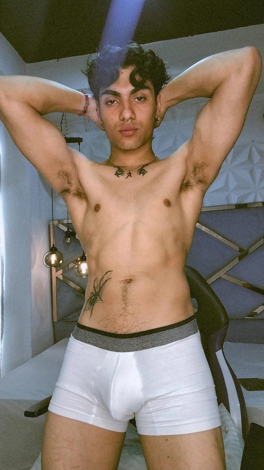 XXX Porn Photo of Nude MattFiore 32