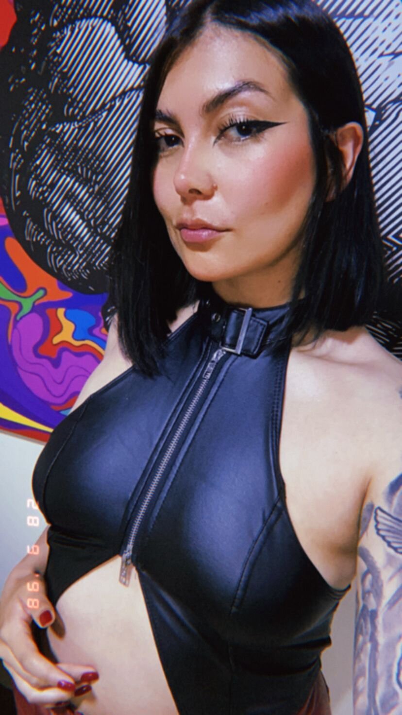 XXX Porn Photo of Nude LolaXXXperience 5