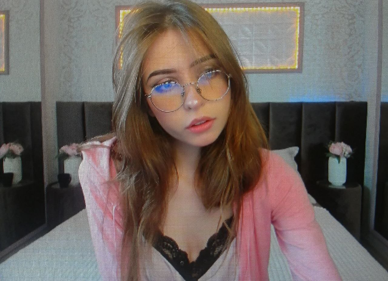 XXX Porn Photo of Nude Grace_blush 13