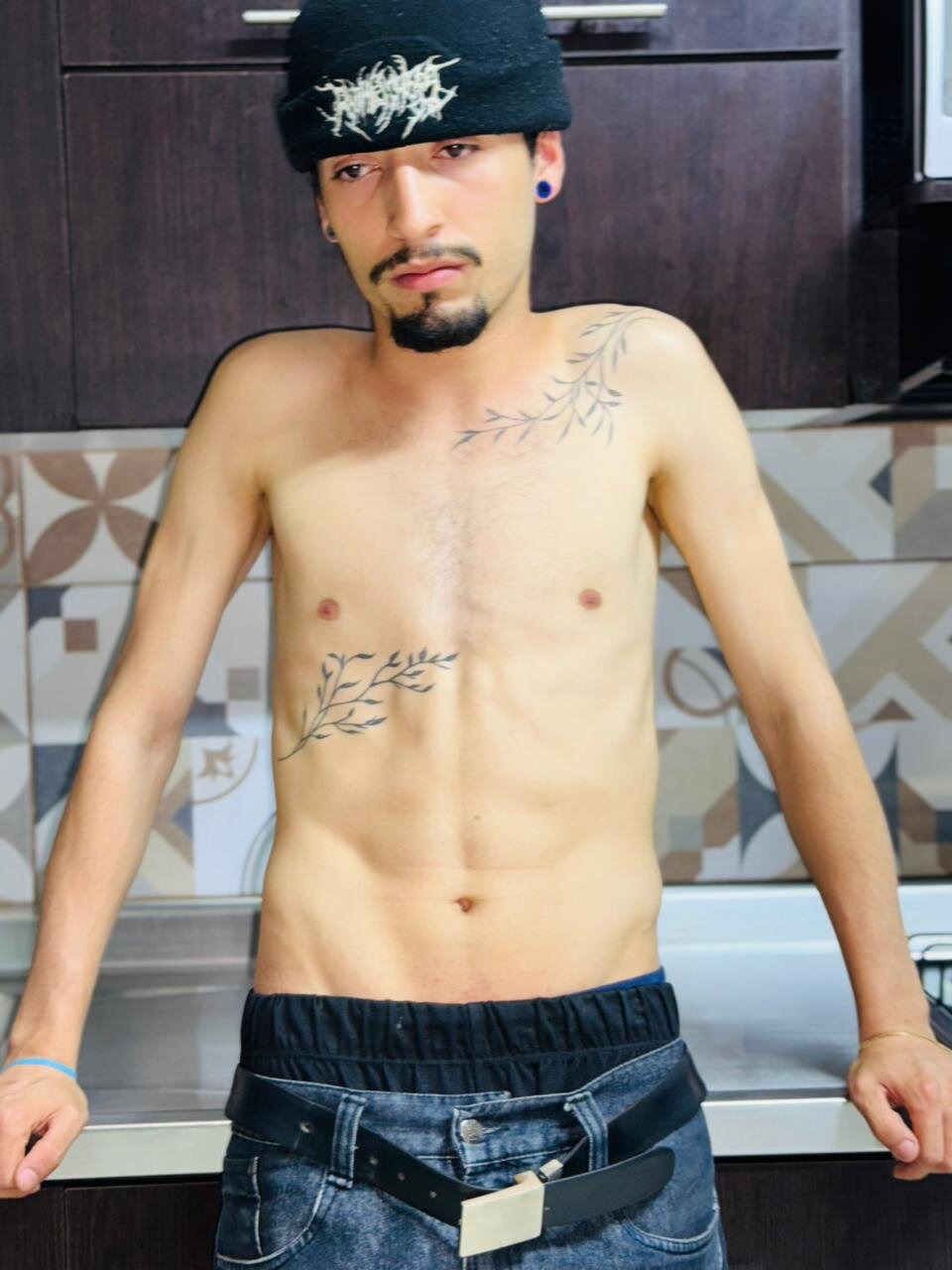 XXX Porn Photo of Nude Juan-Jose69 9