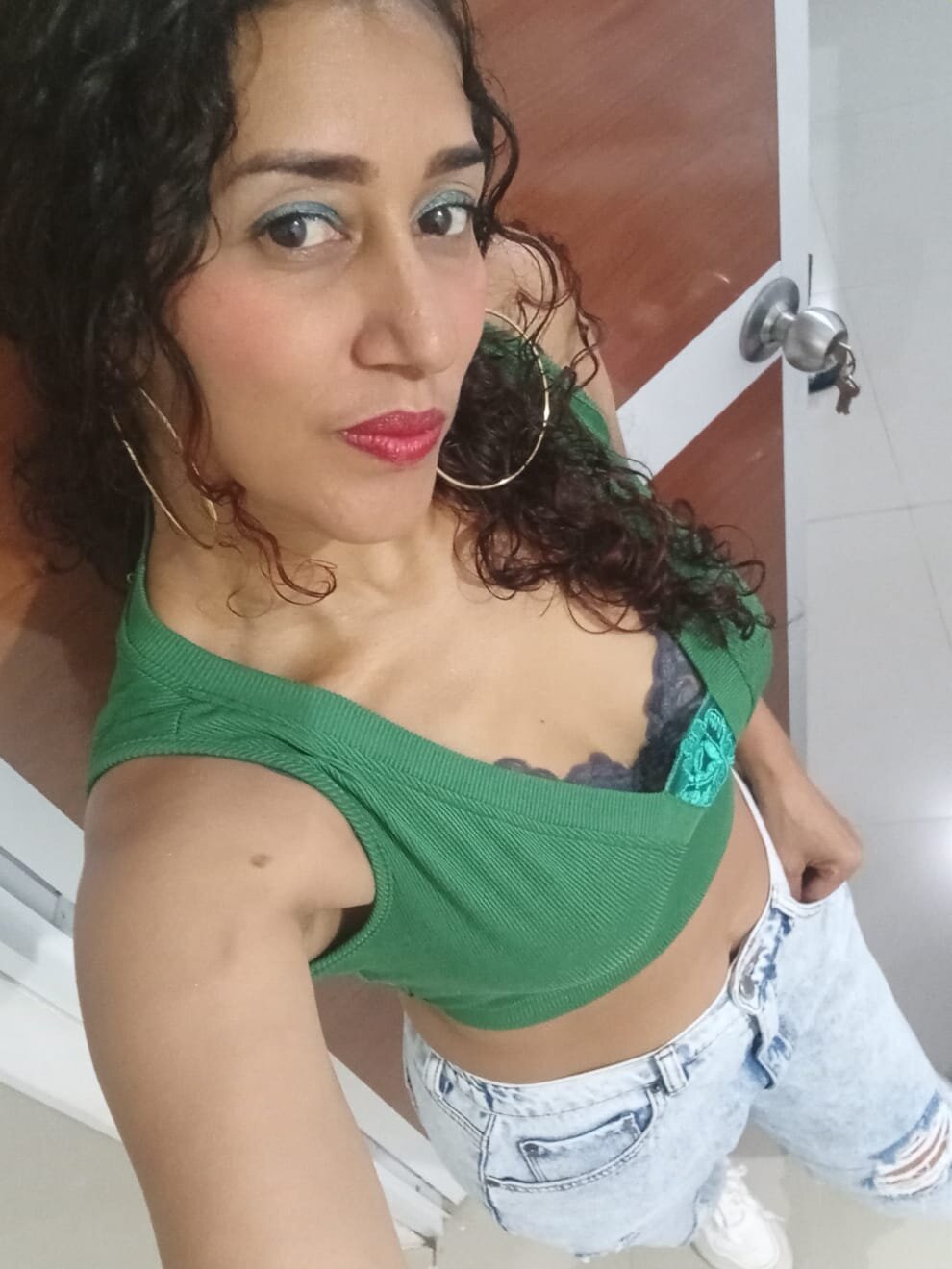 XXX Porn Photo of Nude latinabueno41 8