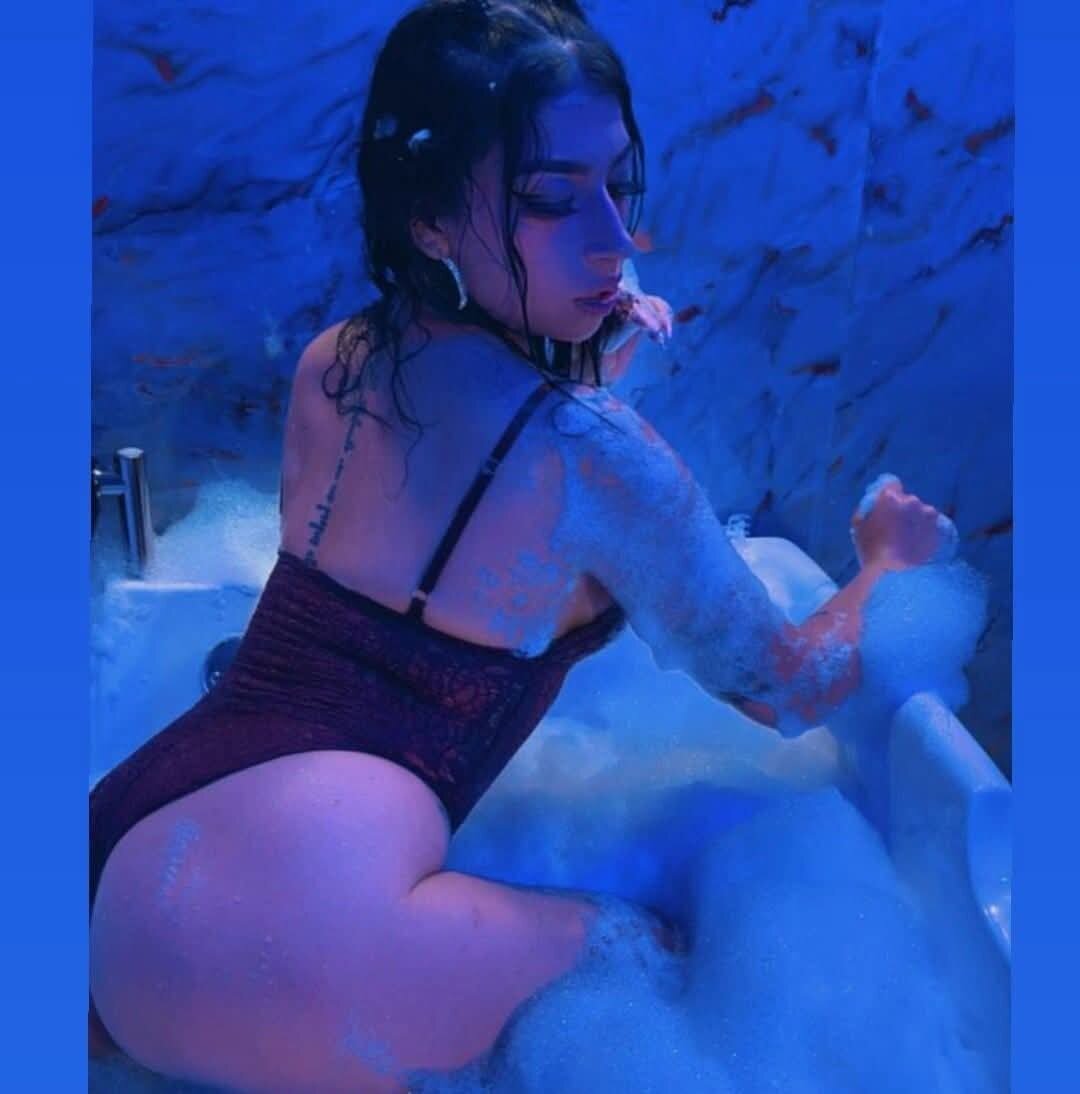 XXX Porn Photo of Nude TeennNaugthy18 41