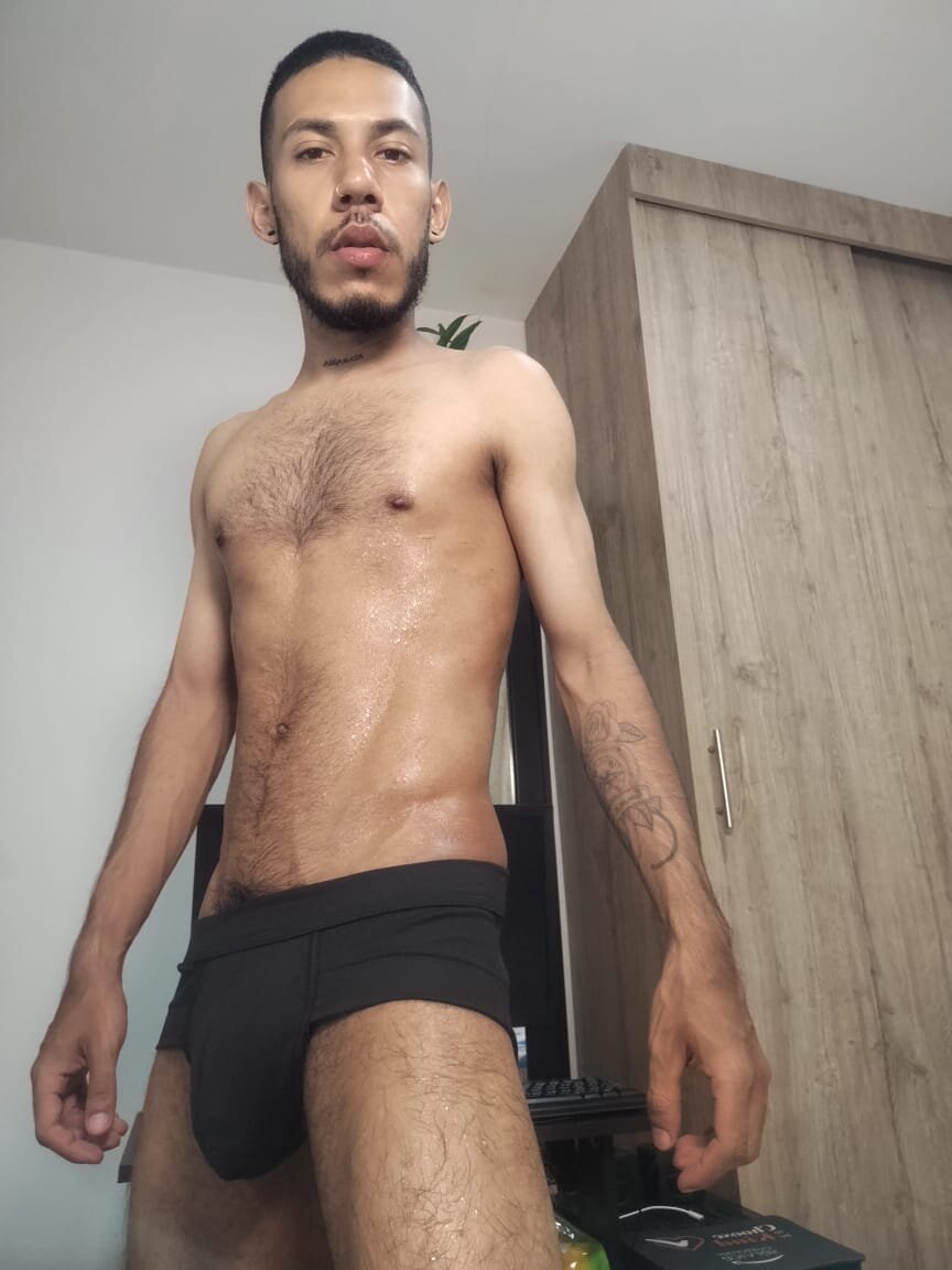 XXX Porn Photo of Nude Aronxxs 12