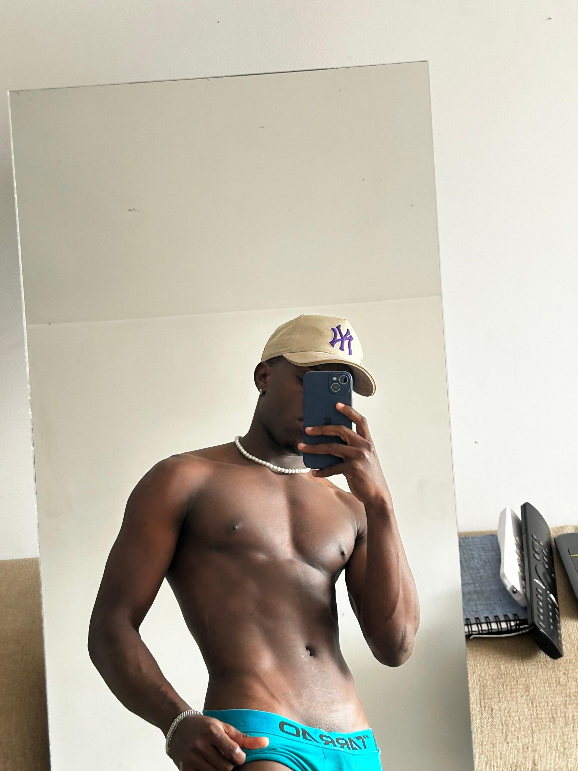 XXX Porn Photo of Nude mike_wallace 31