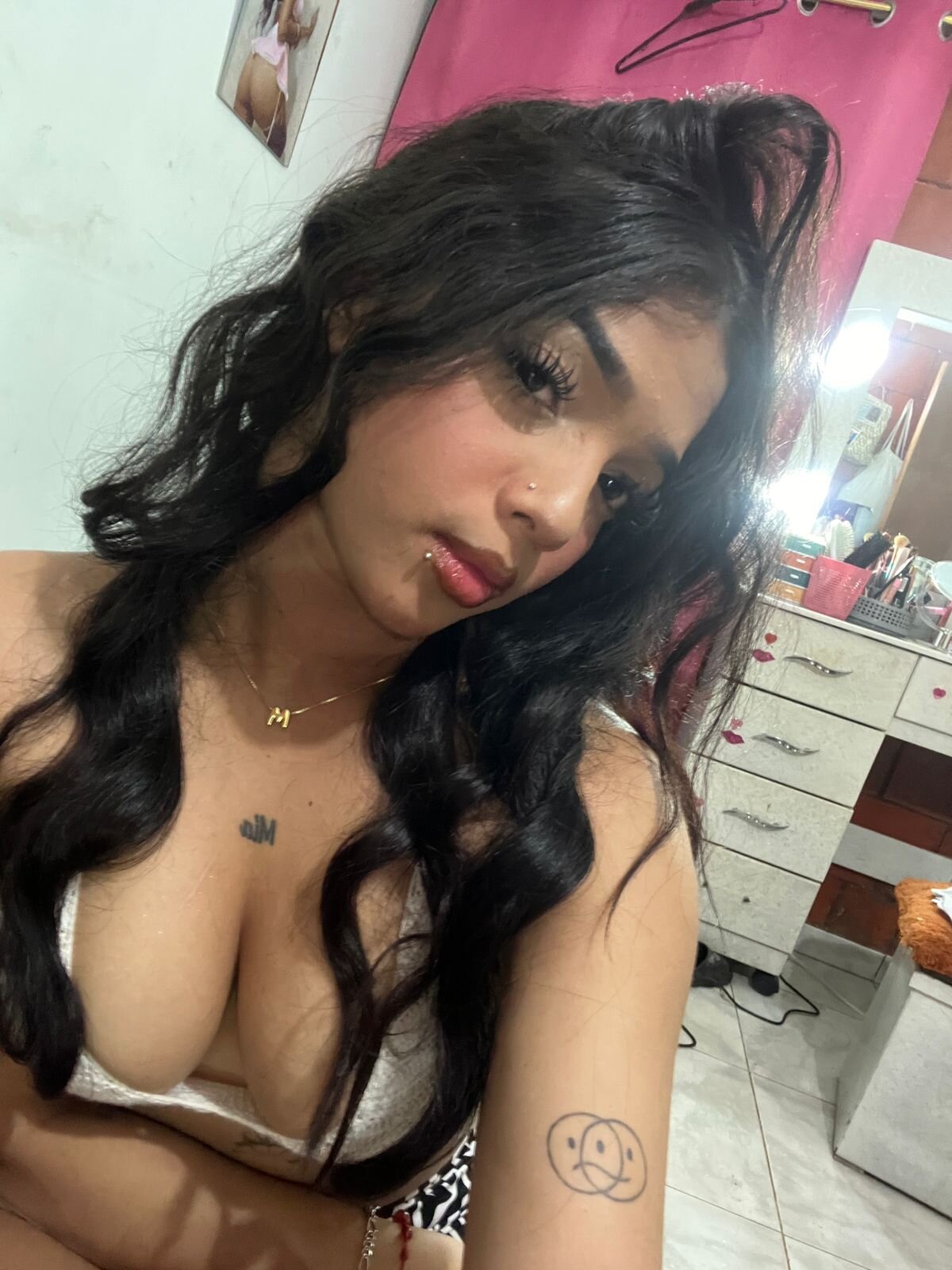 XXX Porn Photo of Nude laatin_temptation 3