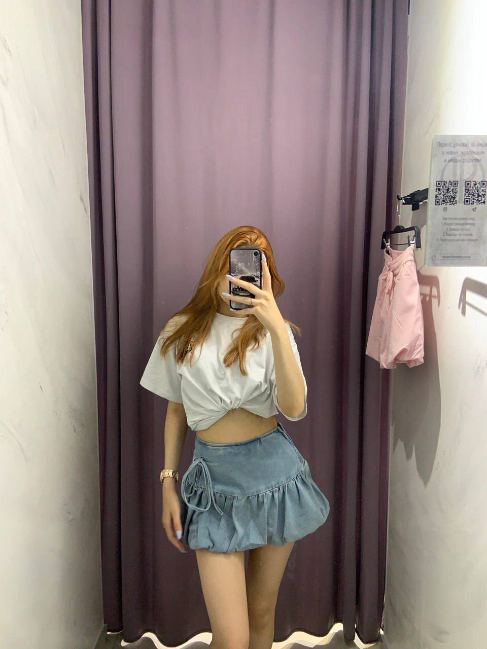 XXX Porn Photo of Nude Empty_Drive 4
