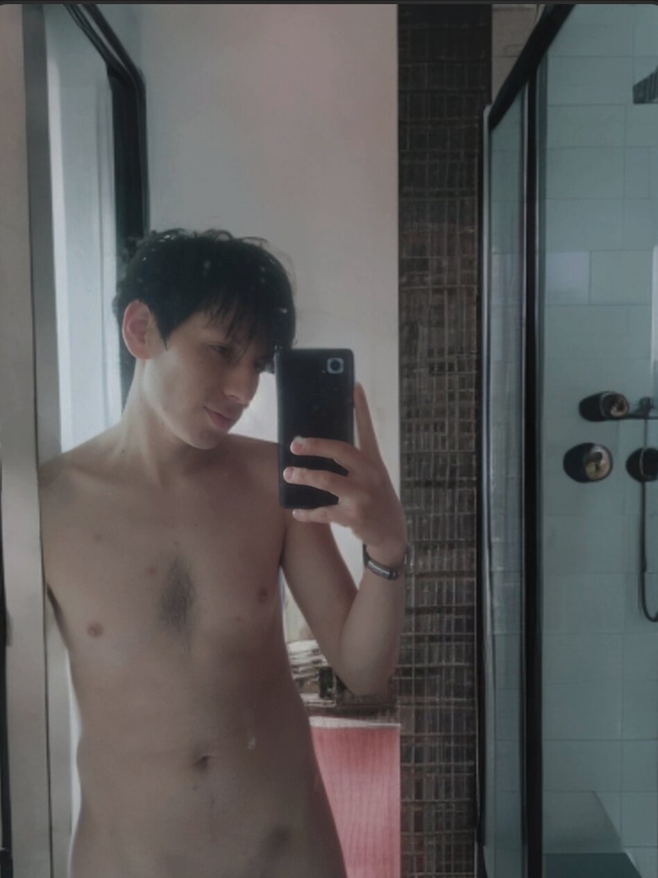 XXX Porn Photo of Nude Carriata_larry 2
