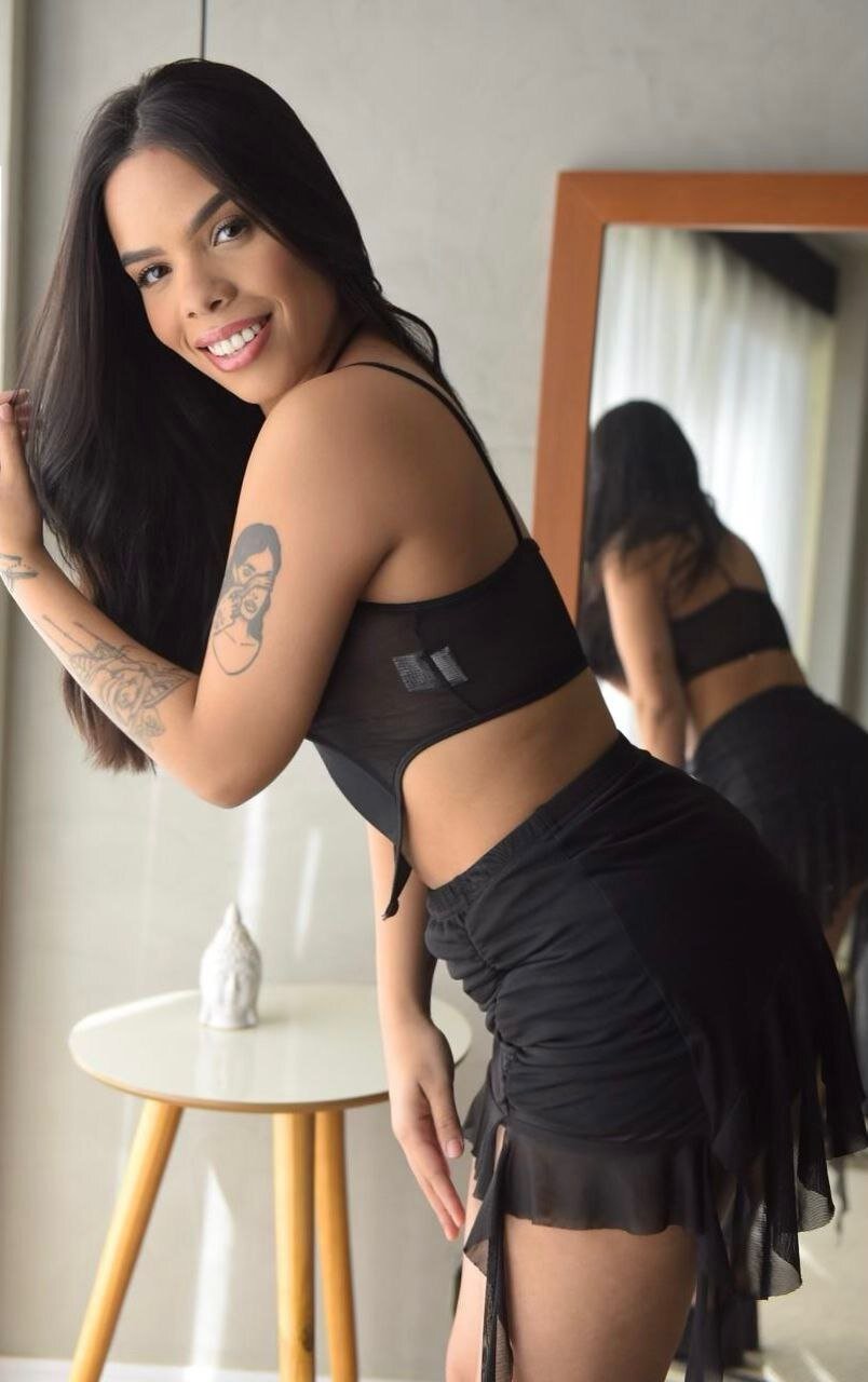 XXX Porn Photo of Nude Bruna_Ferrazz 10