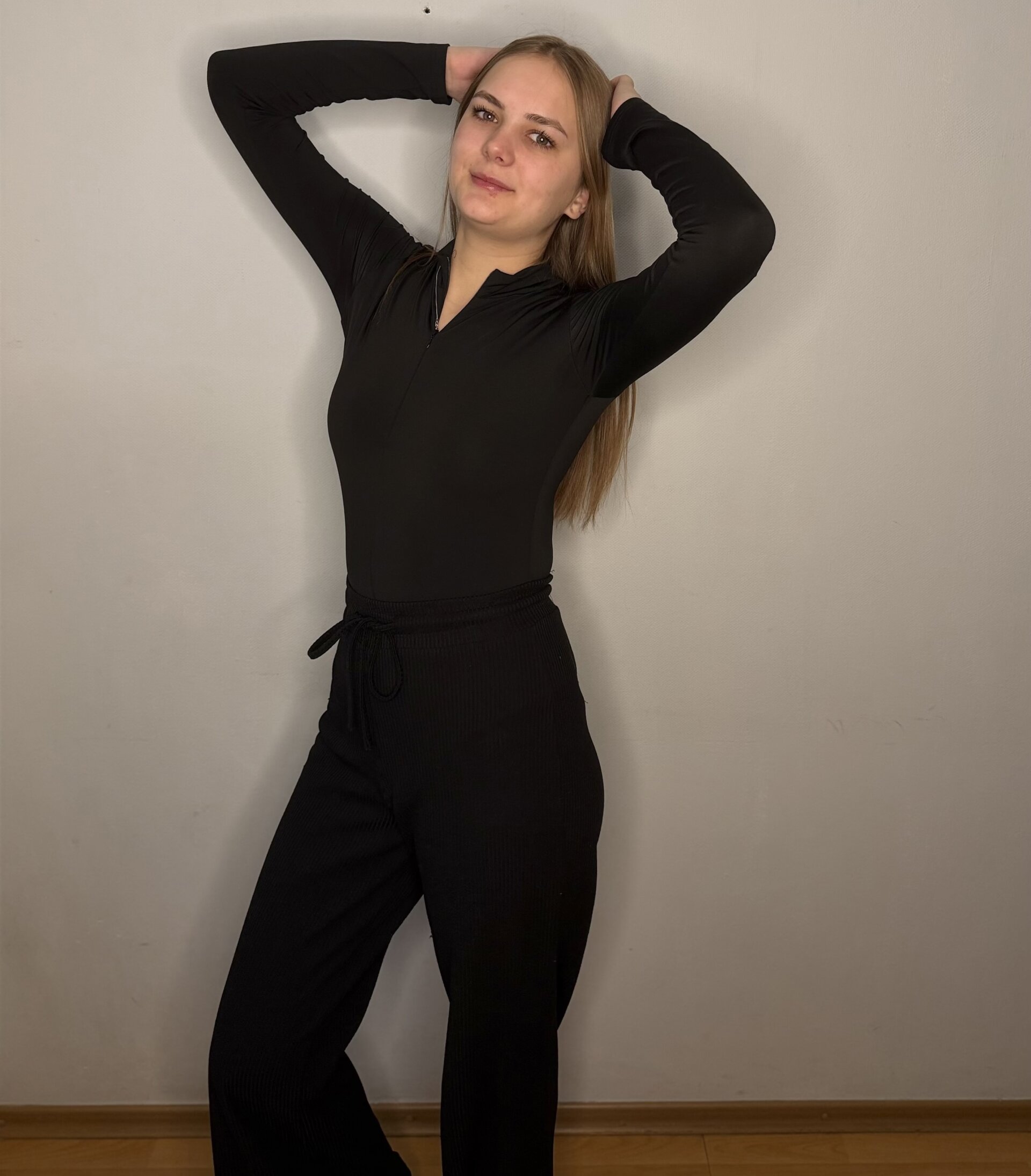 XXX Porn Photo of Nude MindiFollman 2