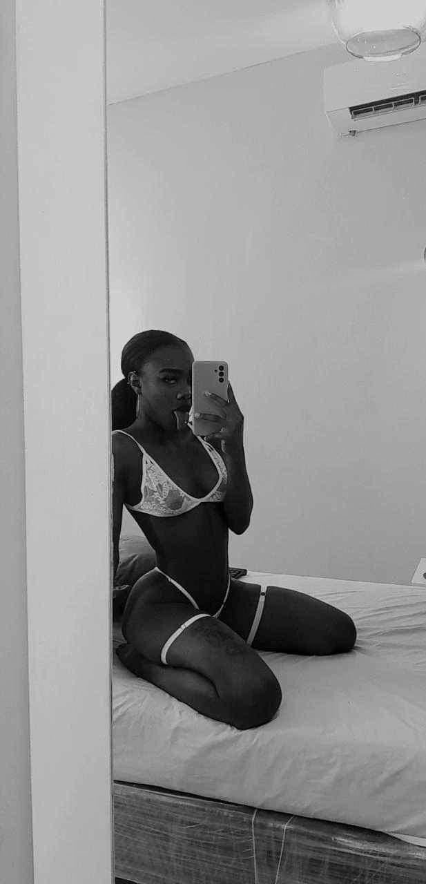 XXX Porn Photo of Nude Maddyjohnsonn 3
