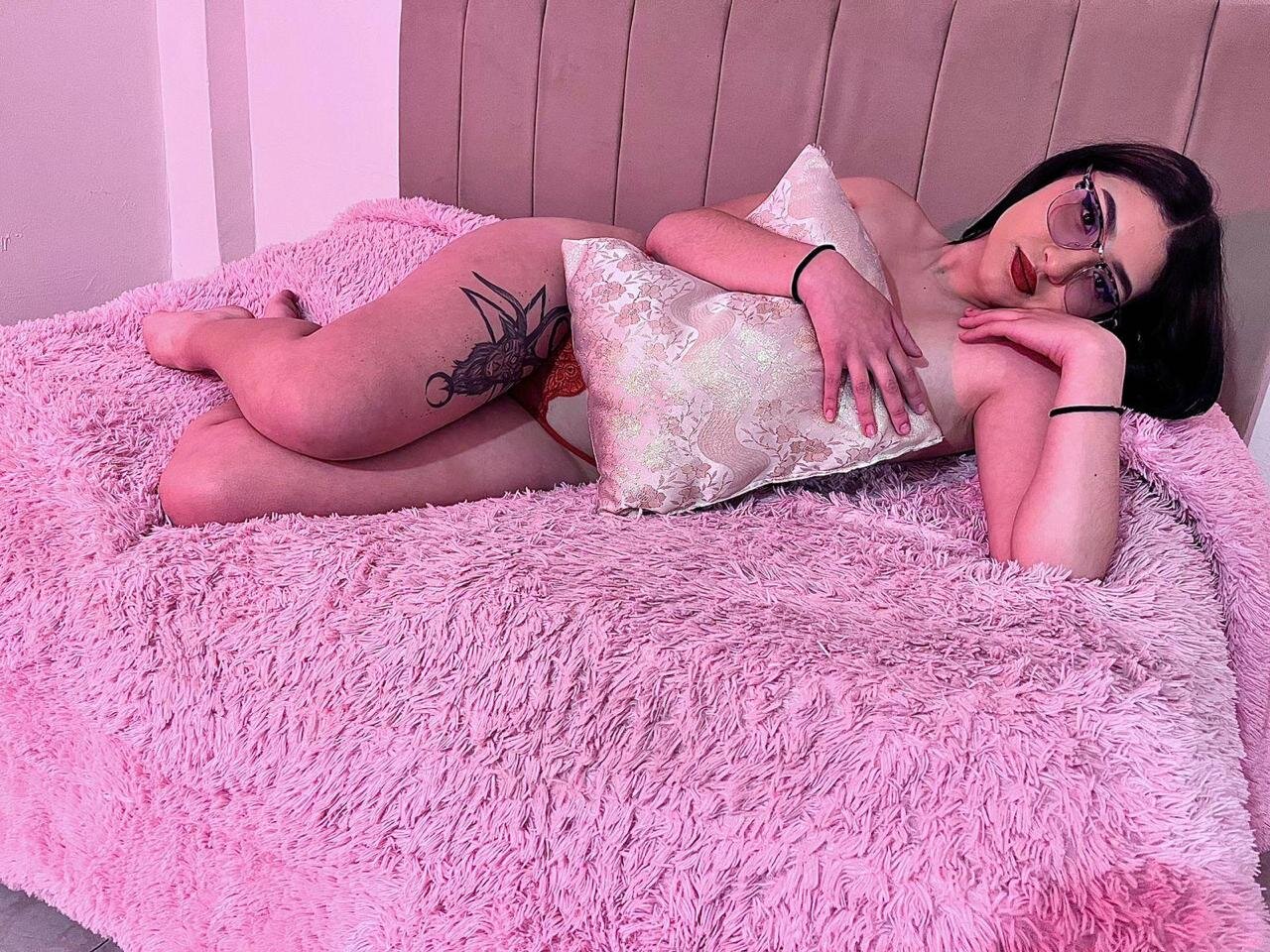 XXX Porn Photo of Nude bloom_winxx 2