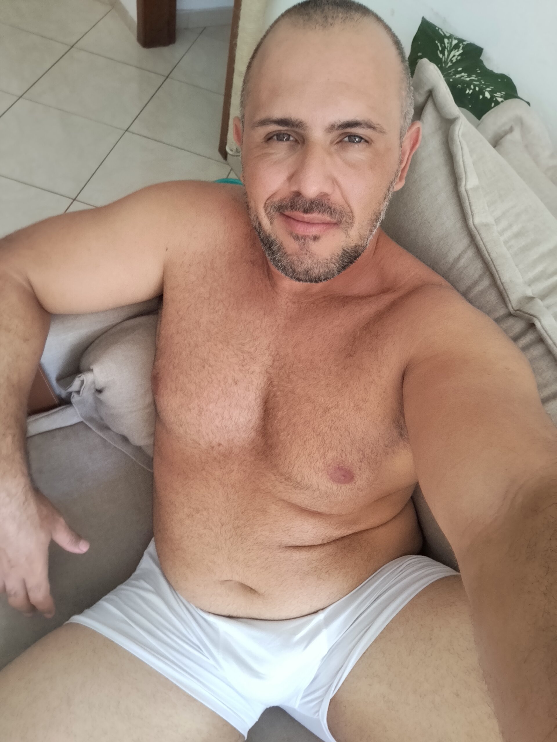 XXX Porn Photo of Nude Cariocafudedor 5
