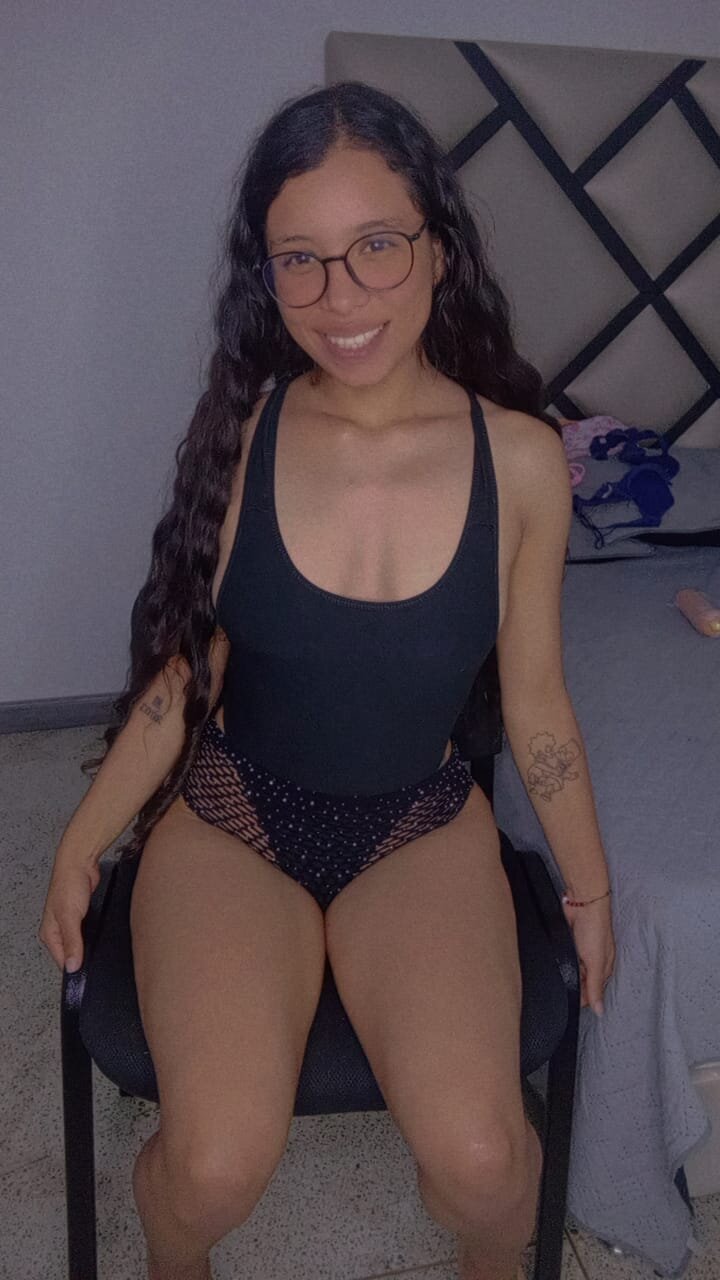 XXX Porn Photo of Nude pitufa- 11